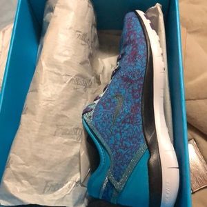 Nike Cancer Free Run 5.0 TR Fit 5. Limited edition